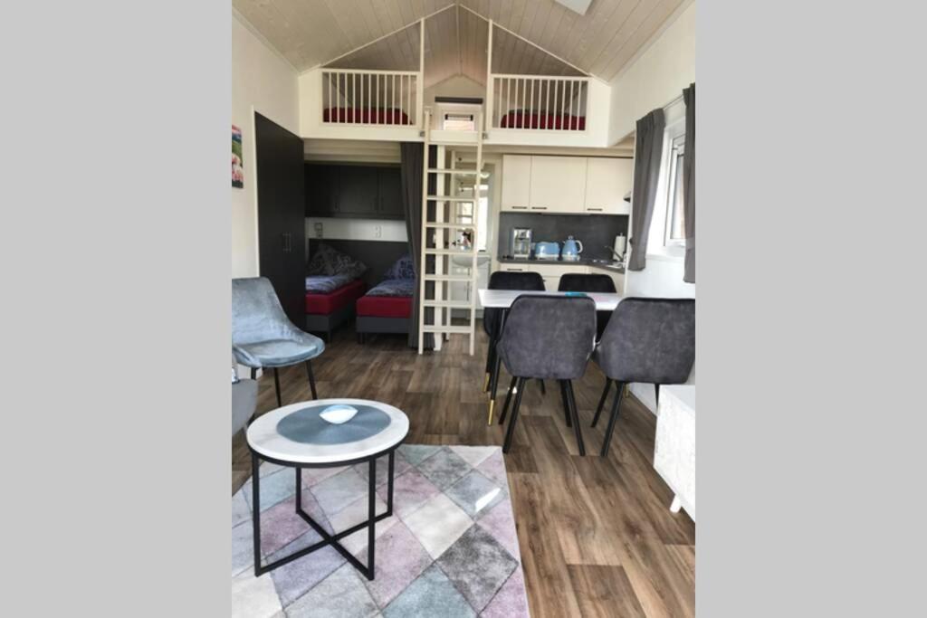 瓦雷尔Tiny House 1E别墅 外观 照片